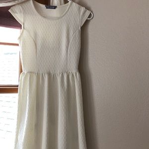 White stretch dress